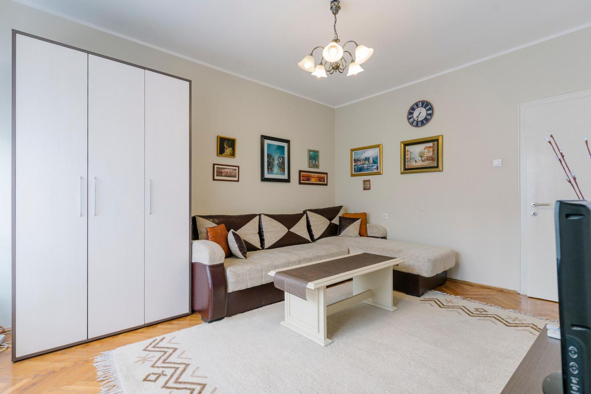 Nis Downtown Residence Экстерьер фото